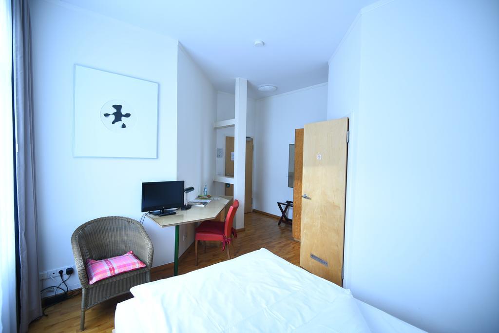 Robert Mayer Hotel