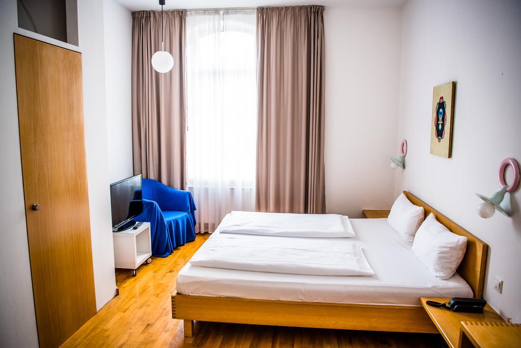 Robert Mayer 3* Frankfurt am Main