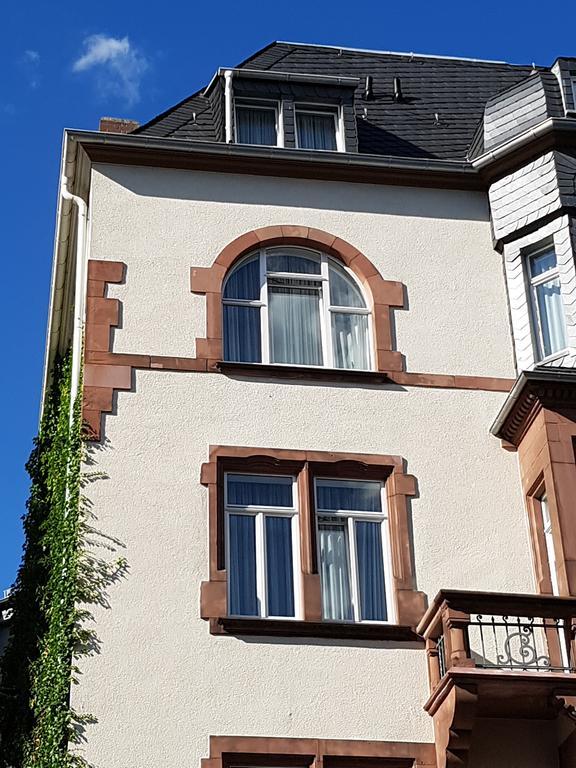 Robert Mayer 3* Frankfurt am Main